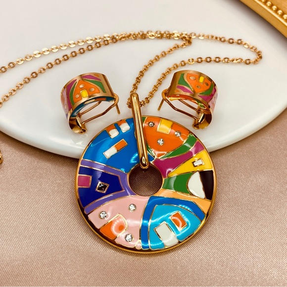 18K Gold Titanium Enamel Positano Village Medallion Pendant Dainty Necklace - Picture 6 of 9